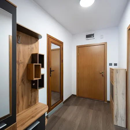 Appartement D9 Yassen Hv *